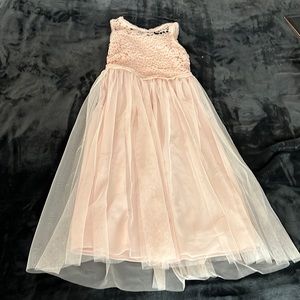 this is a lilt dress, very soft.